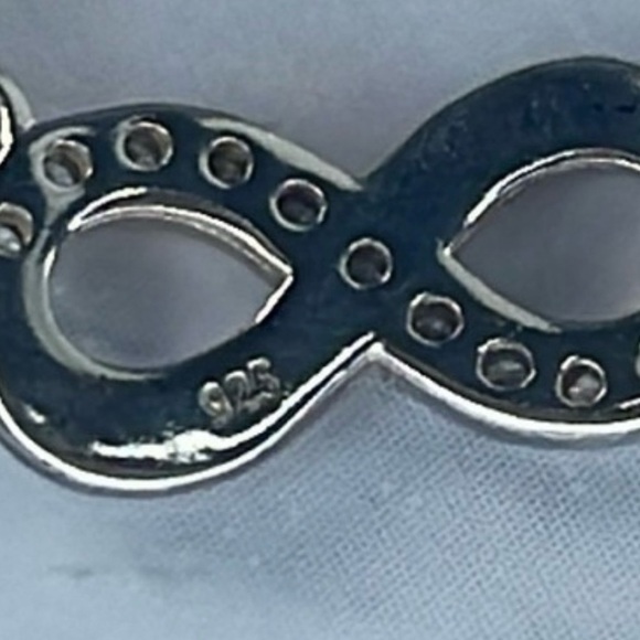Silver 925 Infinity Crystal Necklace - Picture 9 of 9